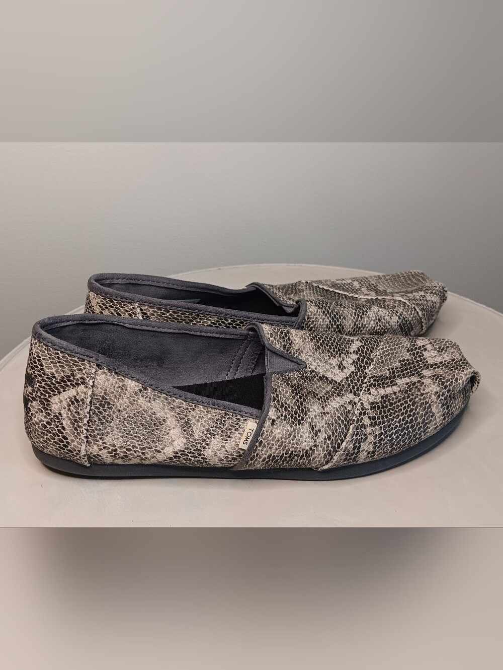 TOMS Women's Alpargata Slip-On Size 11 Snakeskin Python Flat
